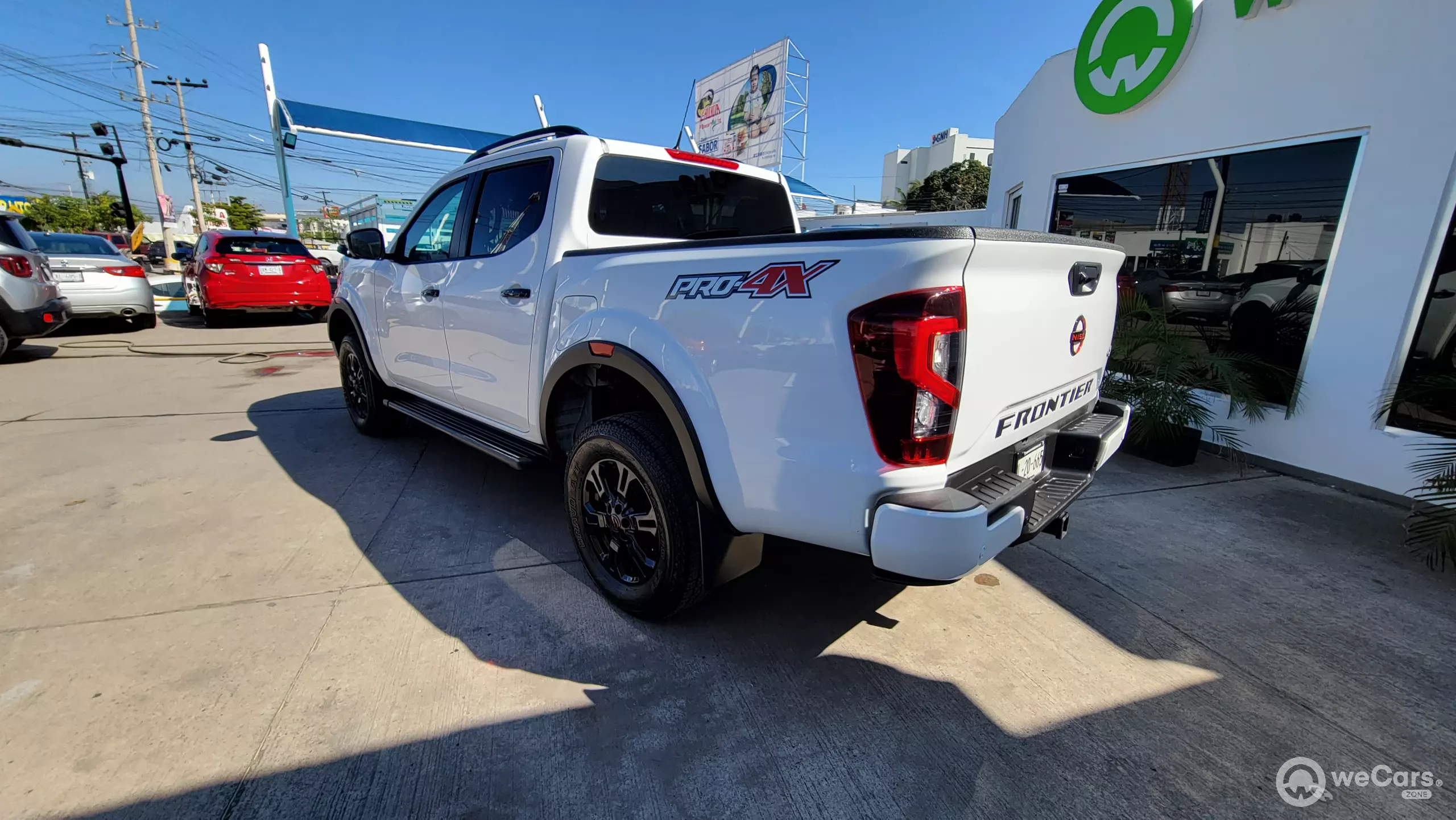 Nissan Frontier Pick-Up