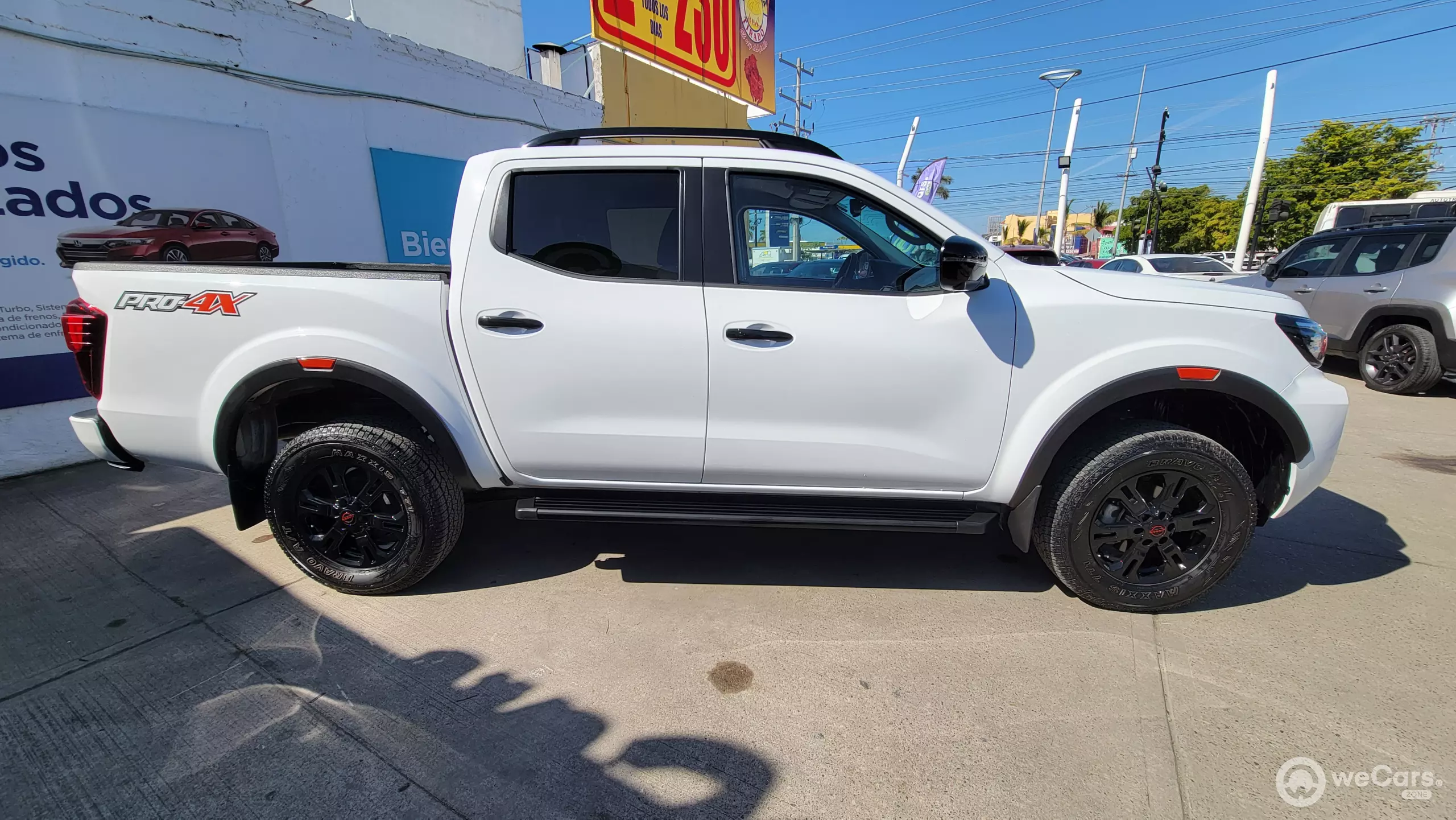 Nissan Frontier Pick-Up