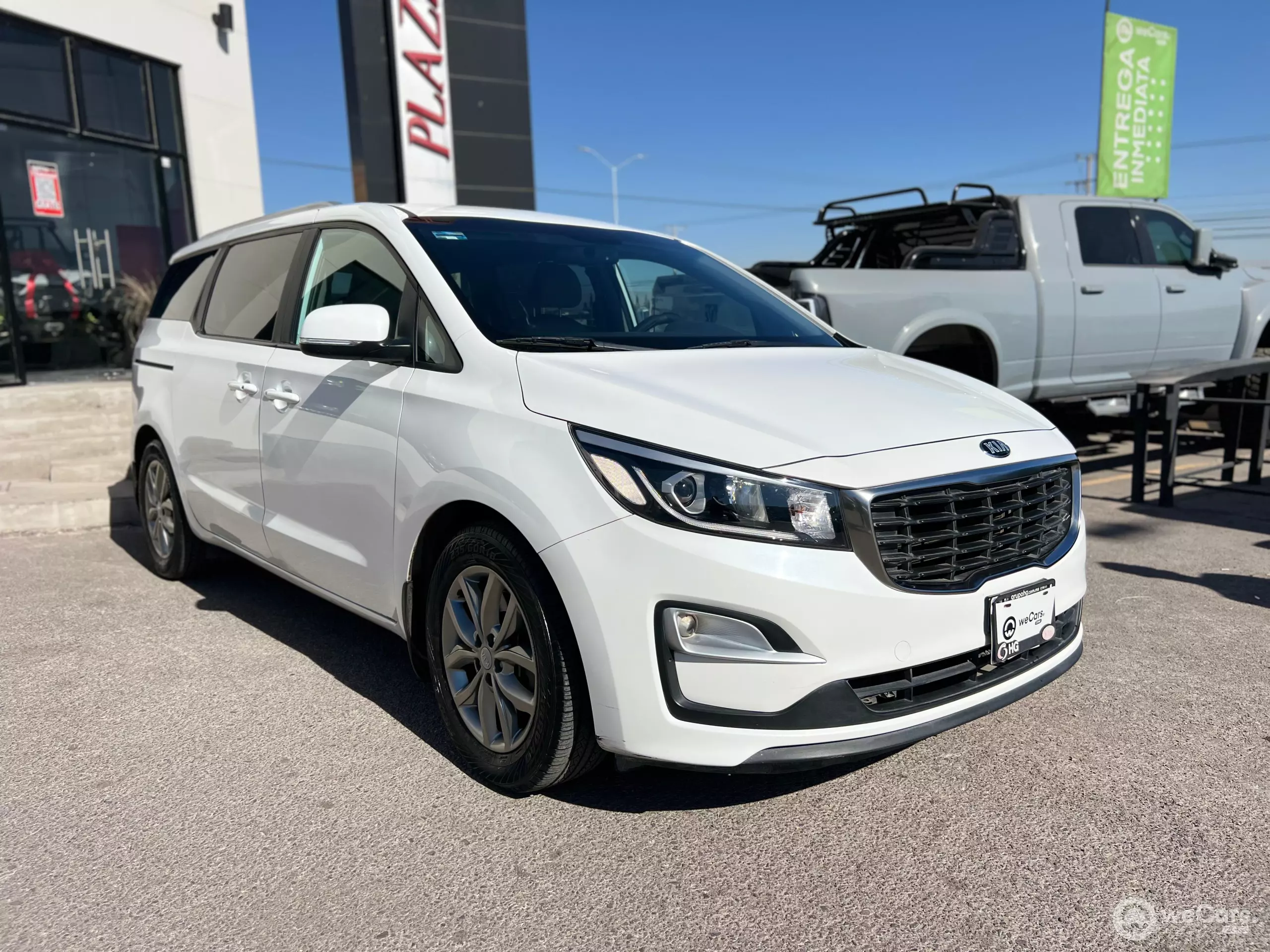 Kia Sedona Minivan 2020