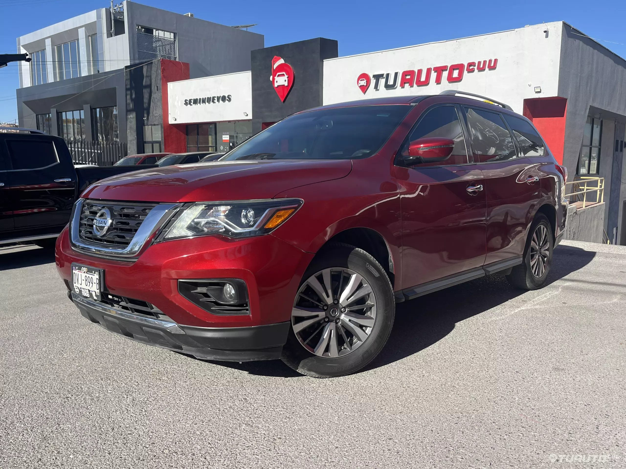 Nissan Pathfinder VUD 2019