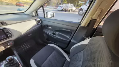 Nissan Versa 2020