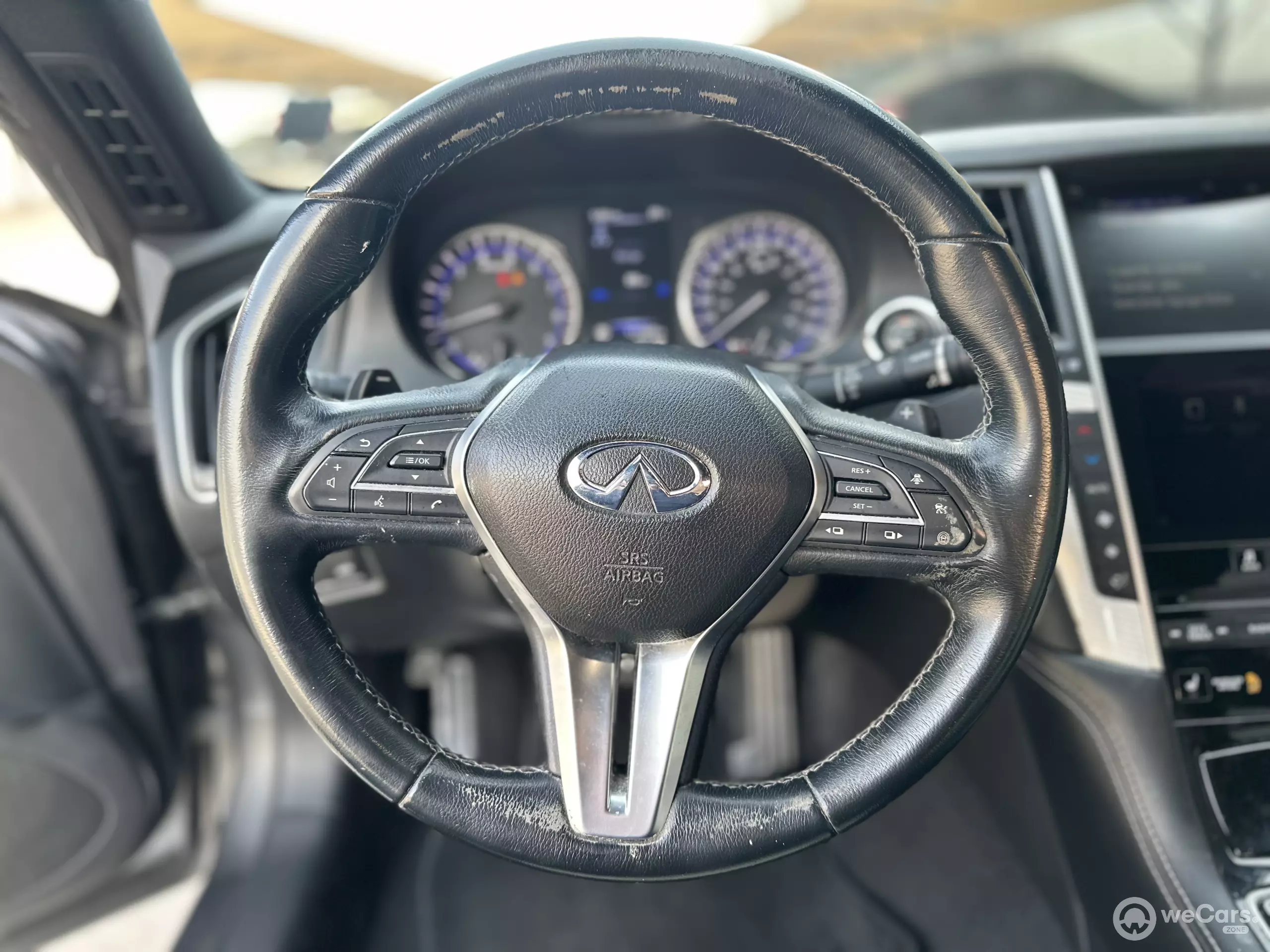 Infiniti Q60