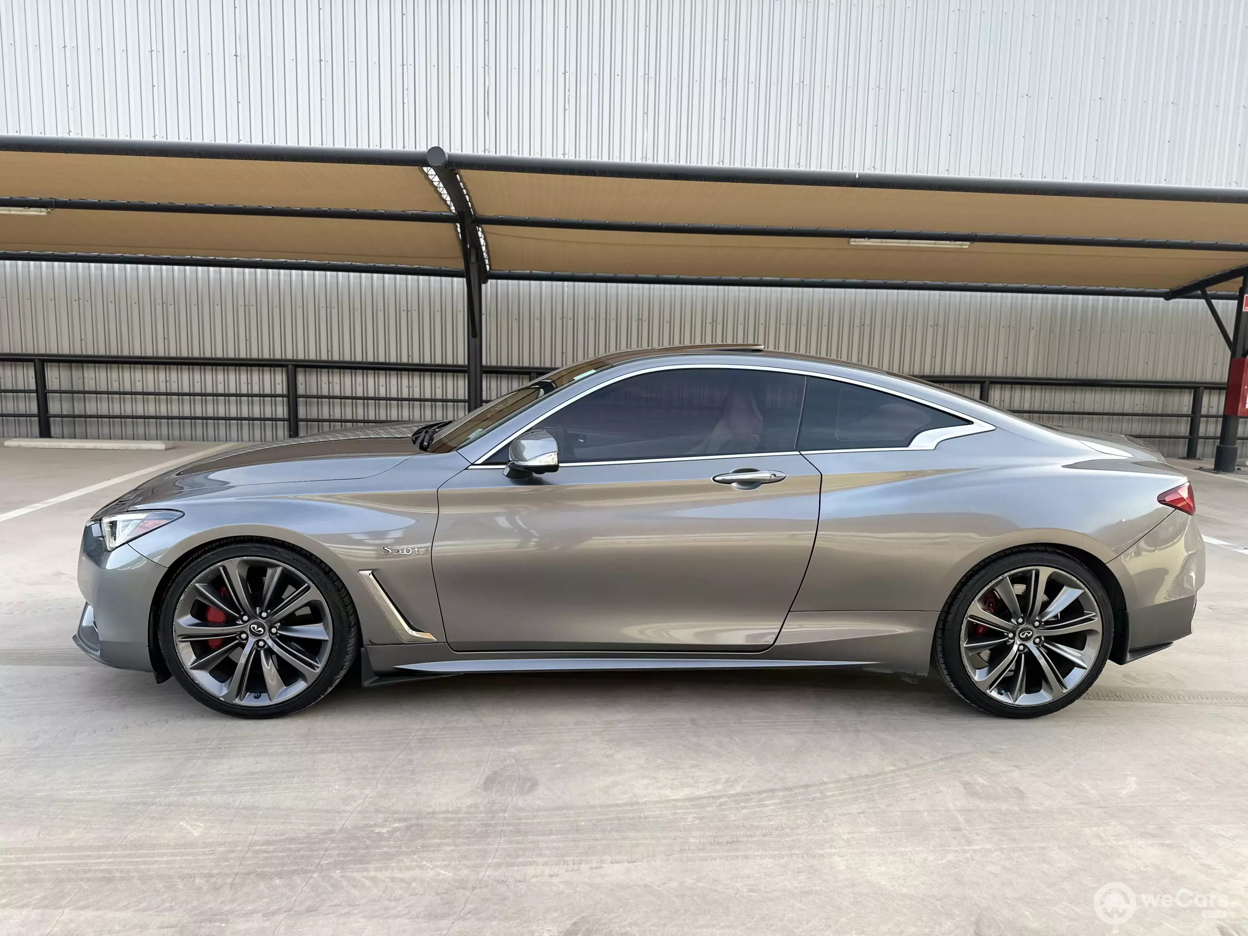 Infiniti Q60