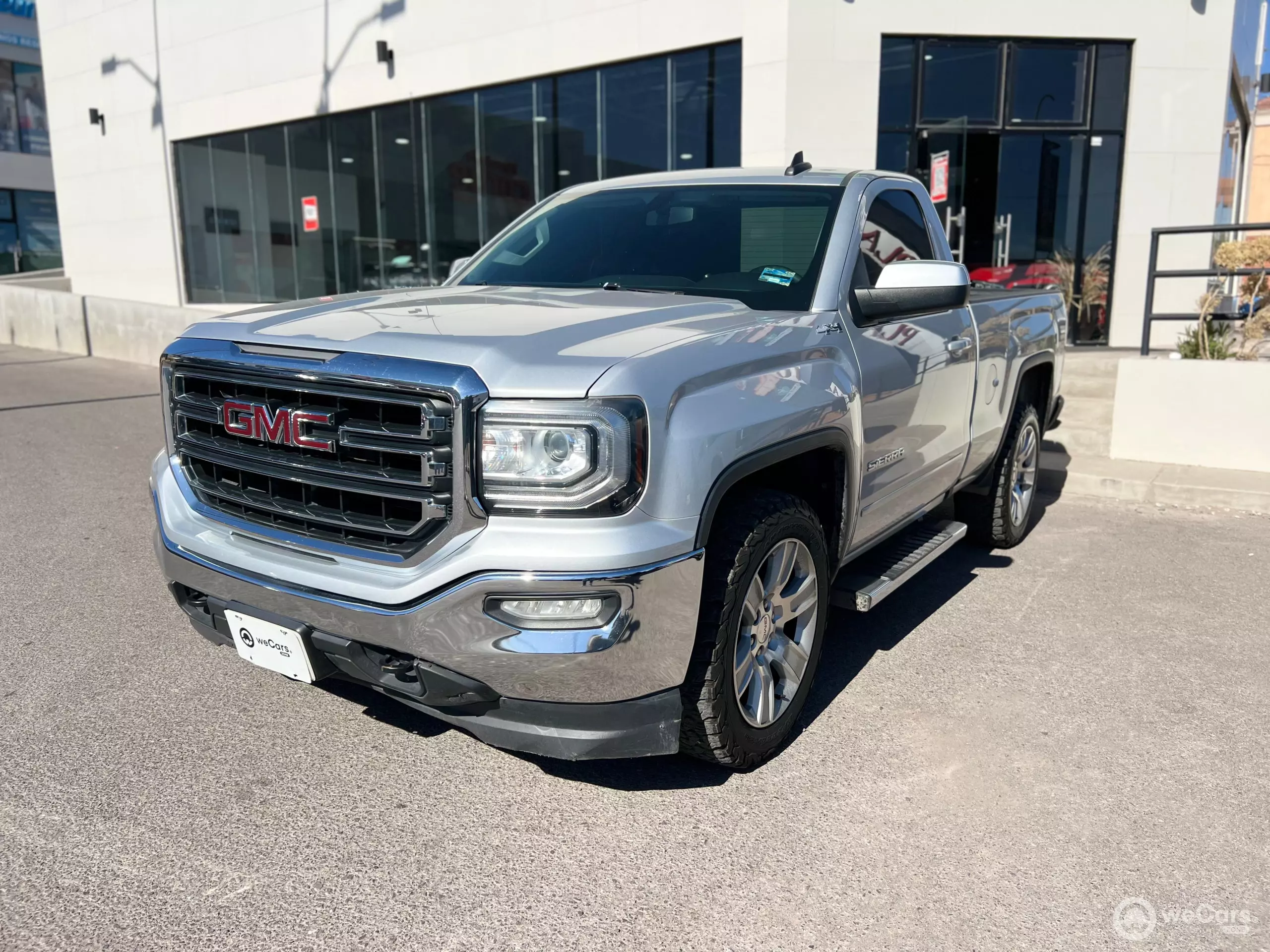 GMC Sierra Pick-Up