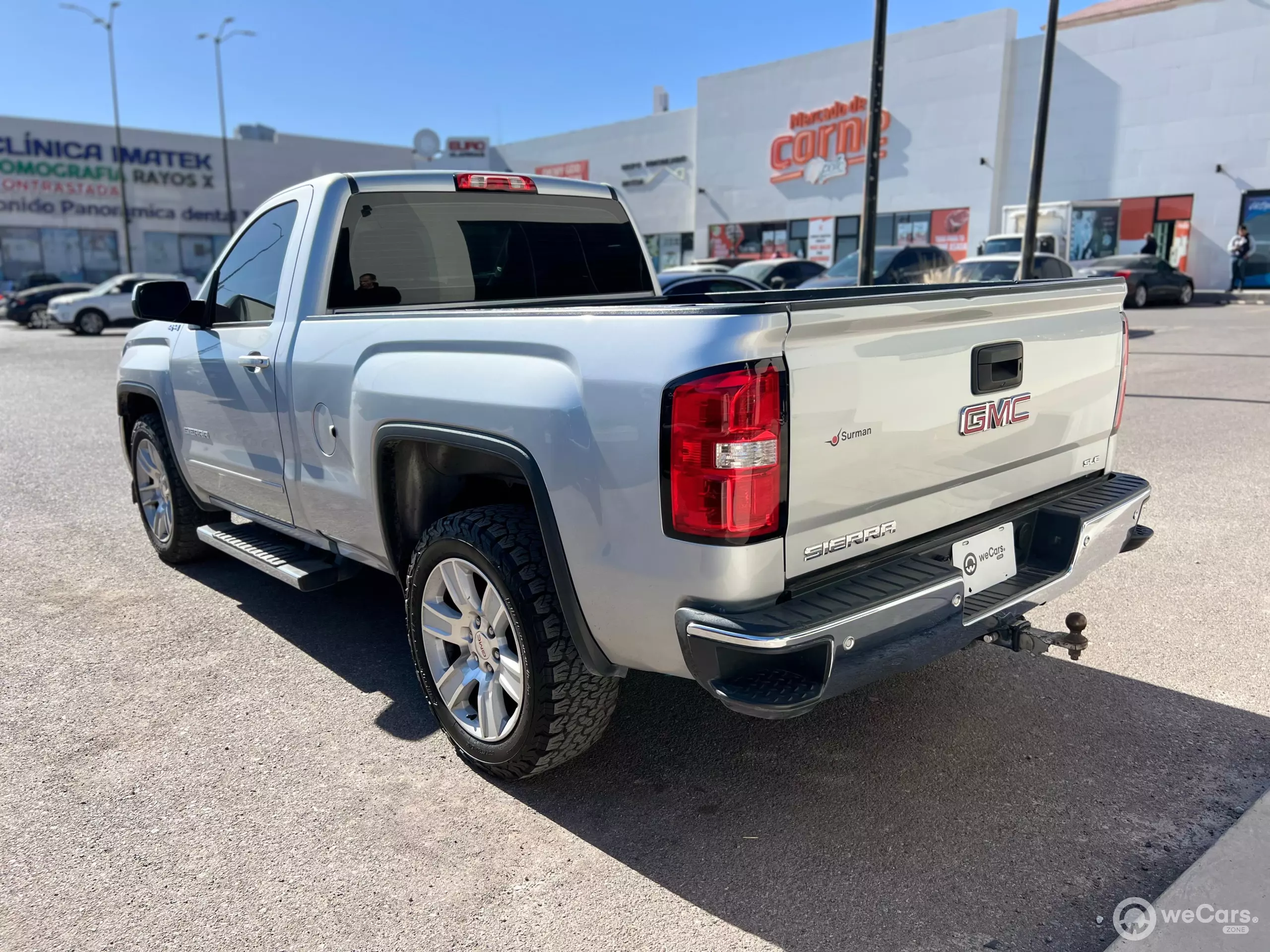 GMC Sierra Pick-Up