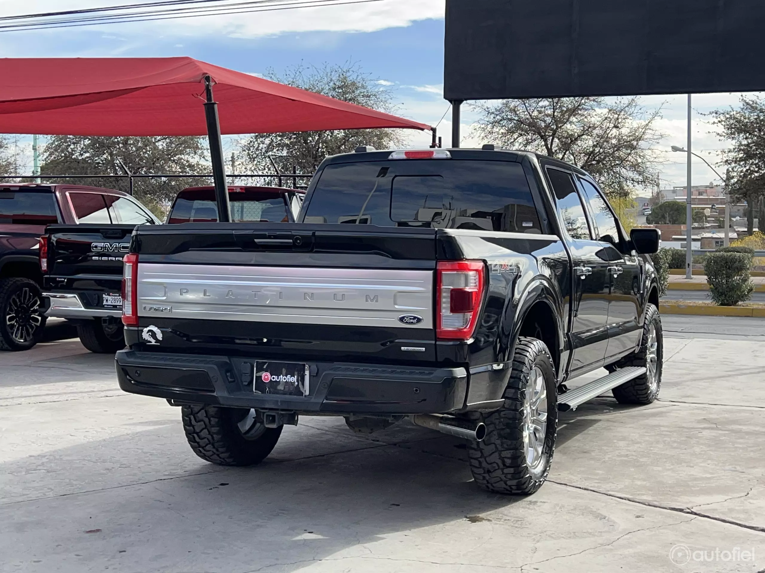 Ford Lobo Pick-Up