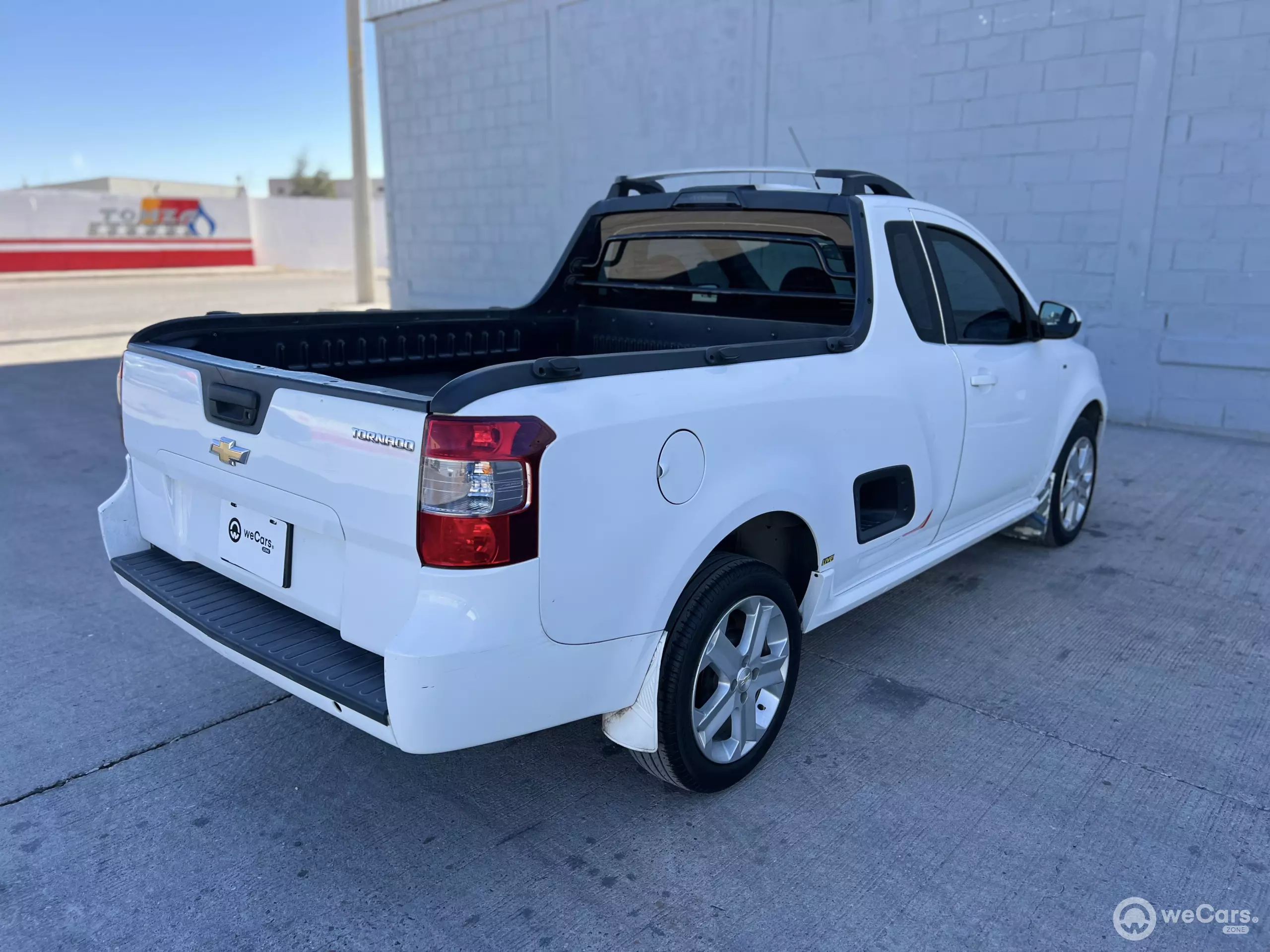 Chevrolet Tornado Pick-Up