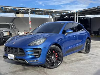 Porsche Macan VUD 2015