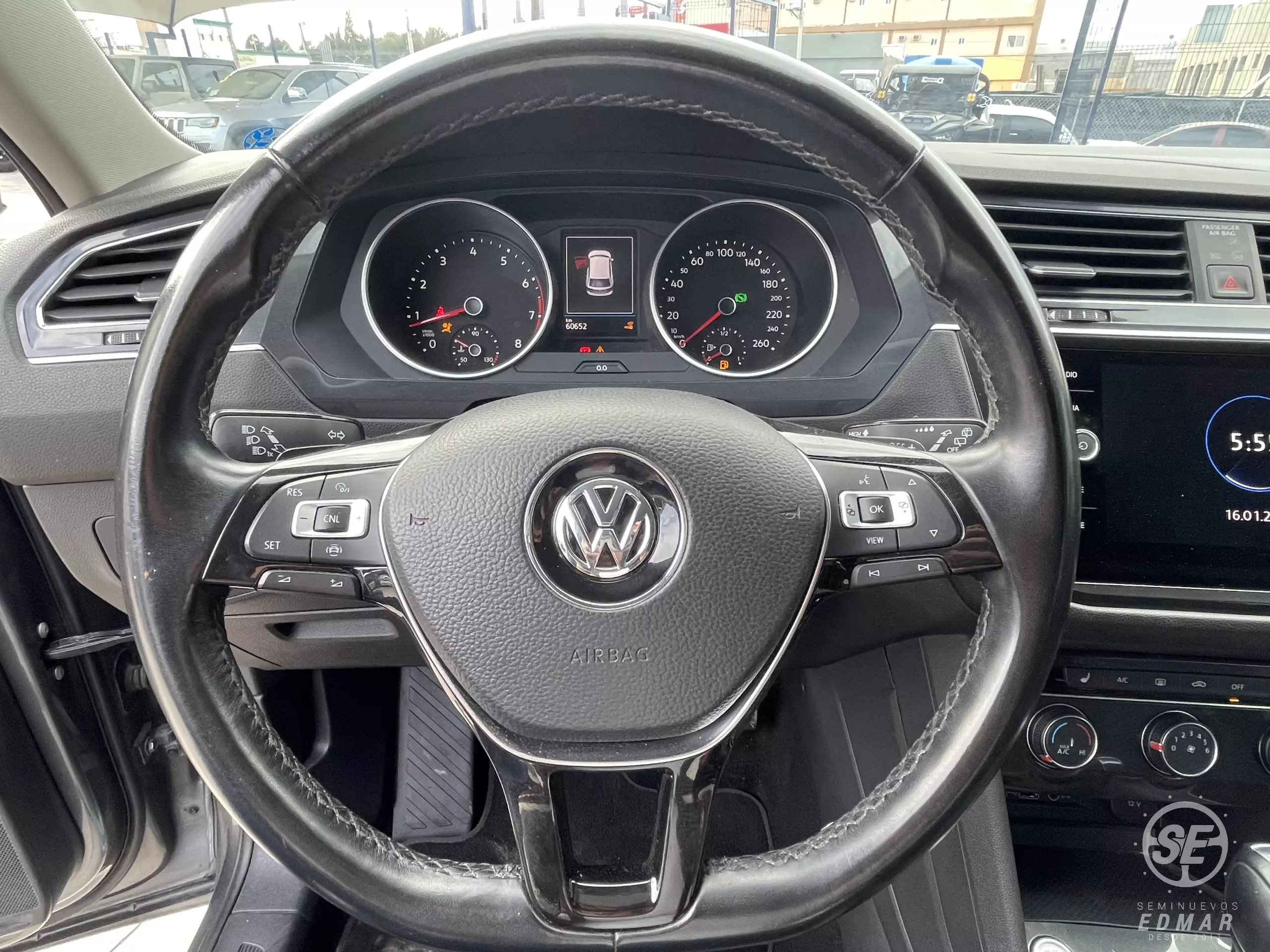 Volkswagen Tiguan VUD