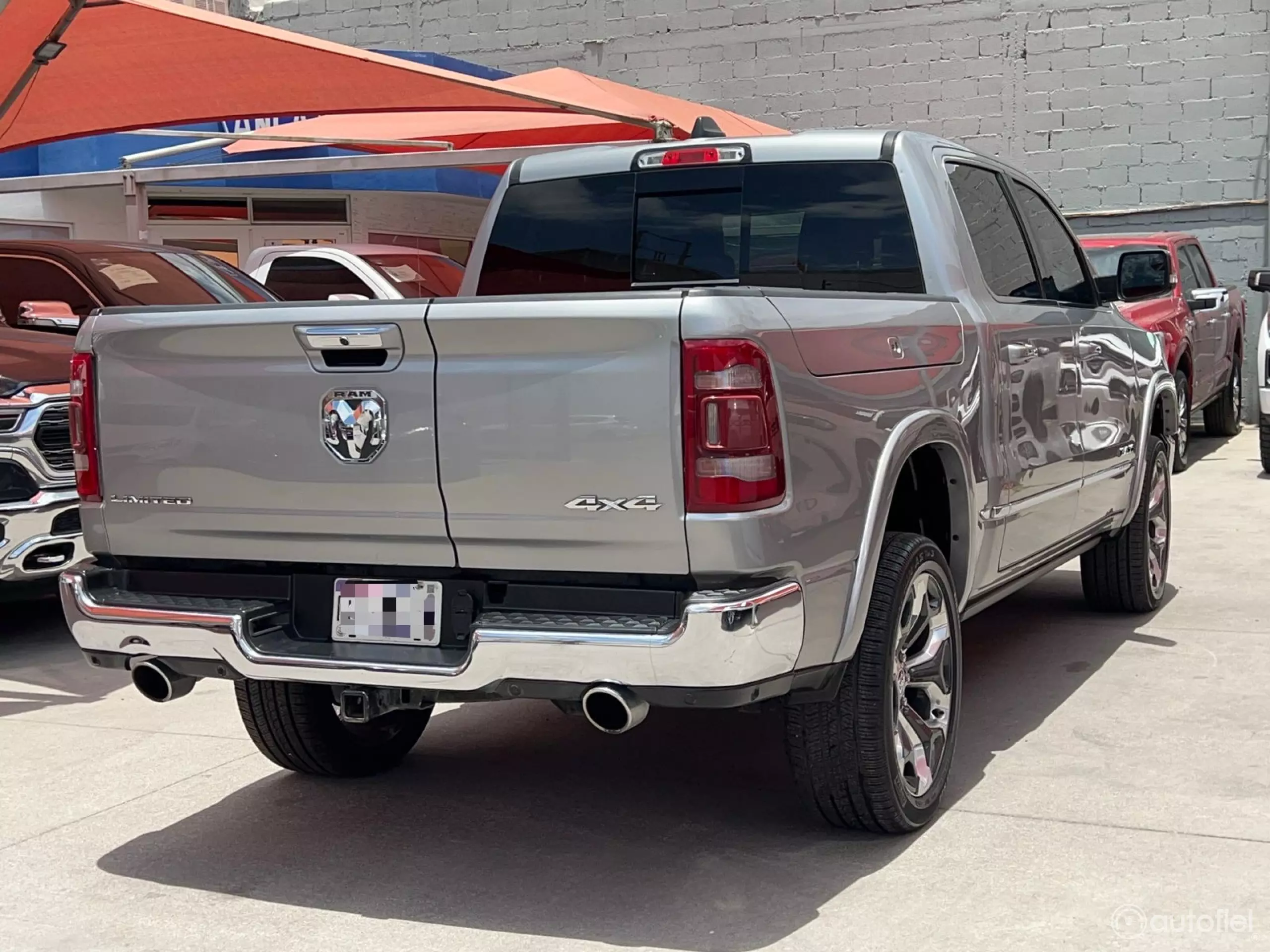 Dodge Ram 1500 Pick-Up