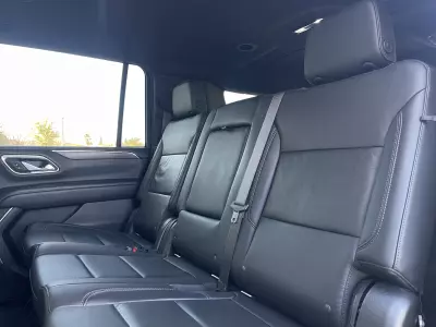 Chevrolet Suburban VUD 2021