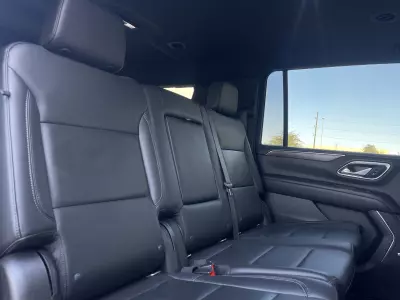 Chevrolet Suburban VUD 2021