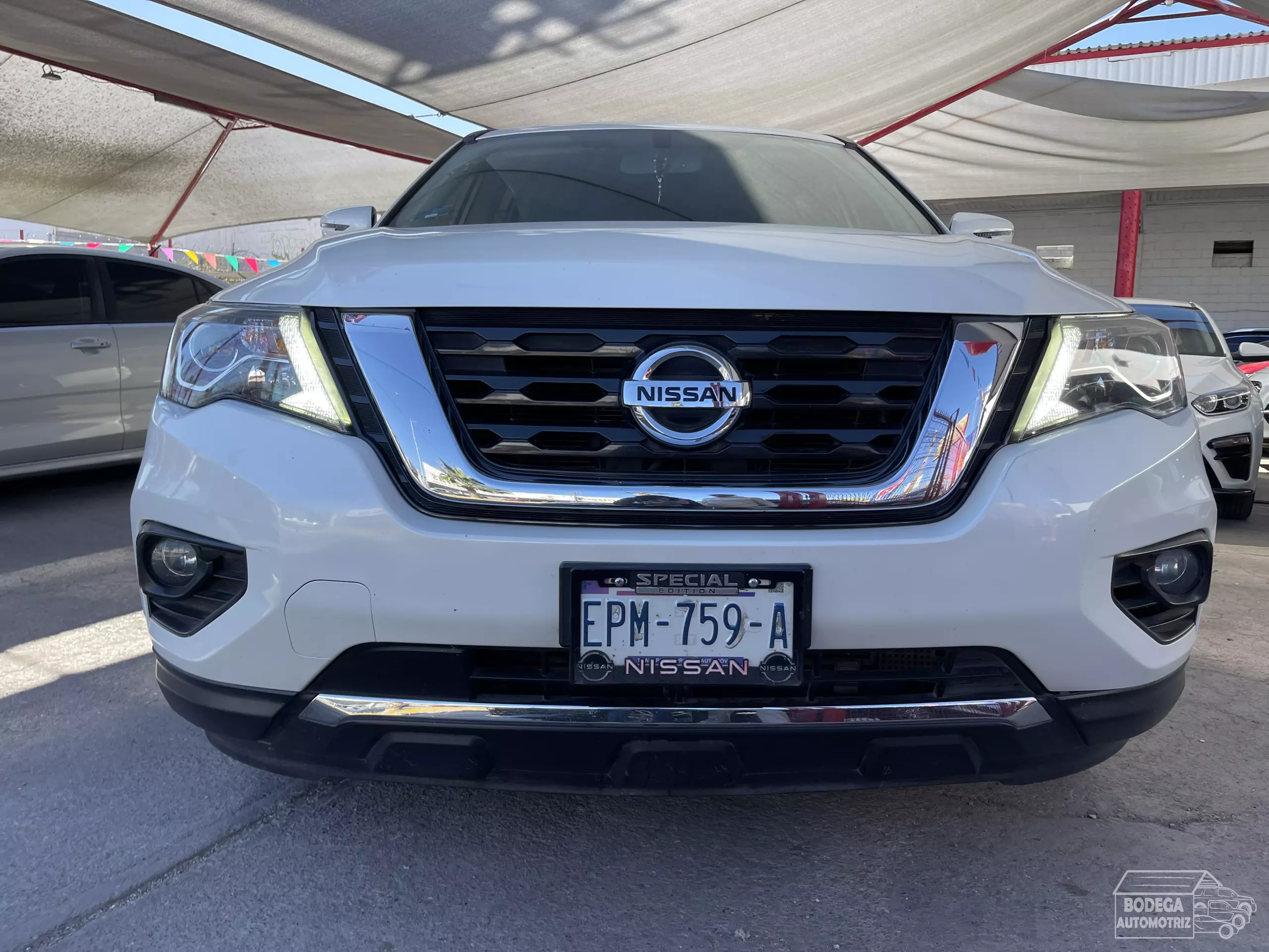 Nissan Pathfinder VUD