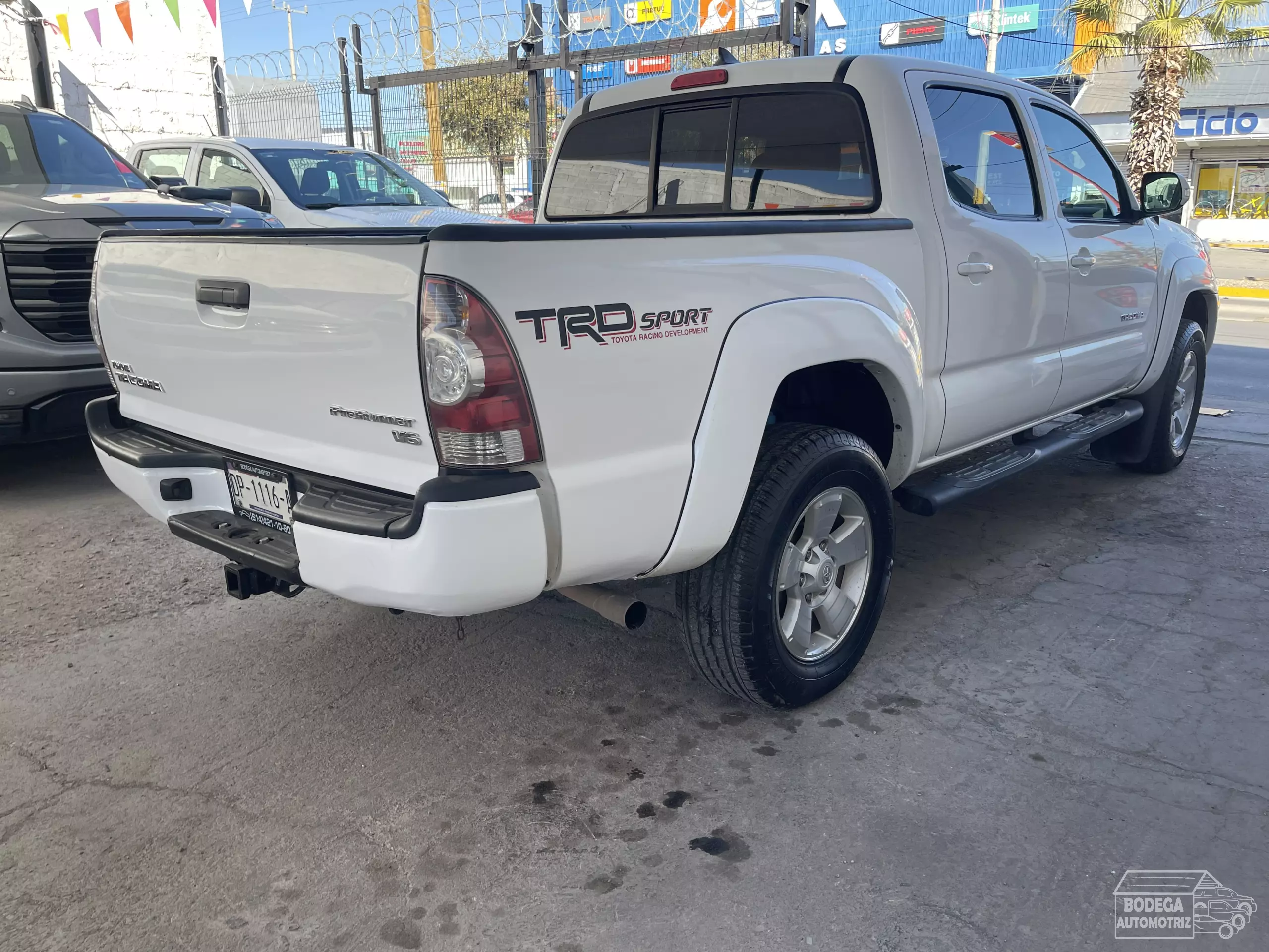 Toyota Tacoma Pick-Up