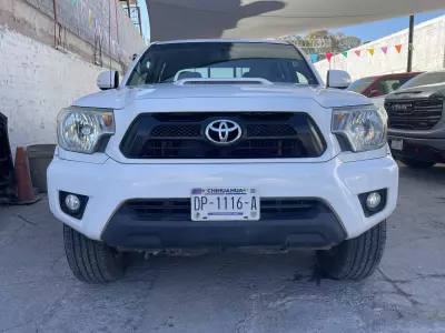 Toyota Tacoma Pick-Up 2015