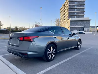 Nissan Altima 2022