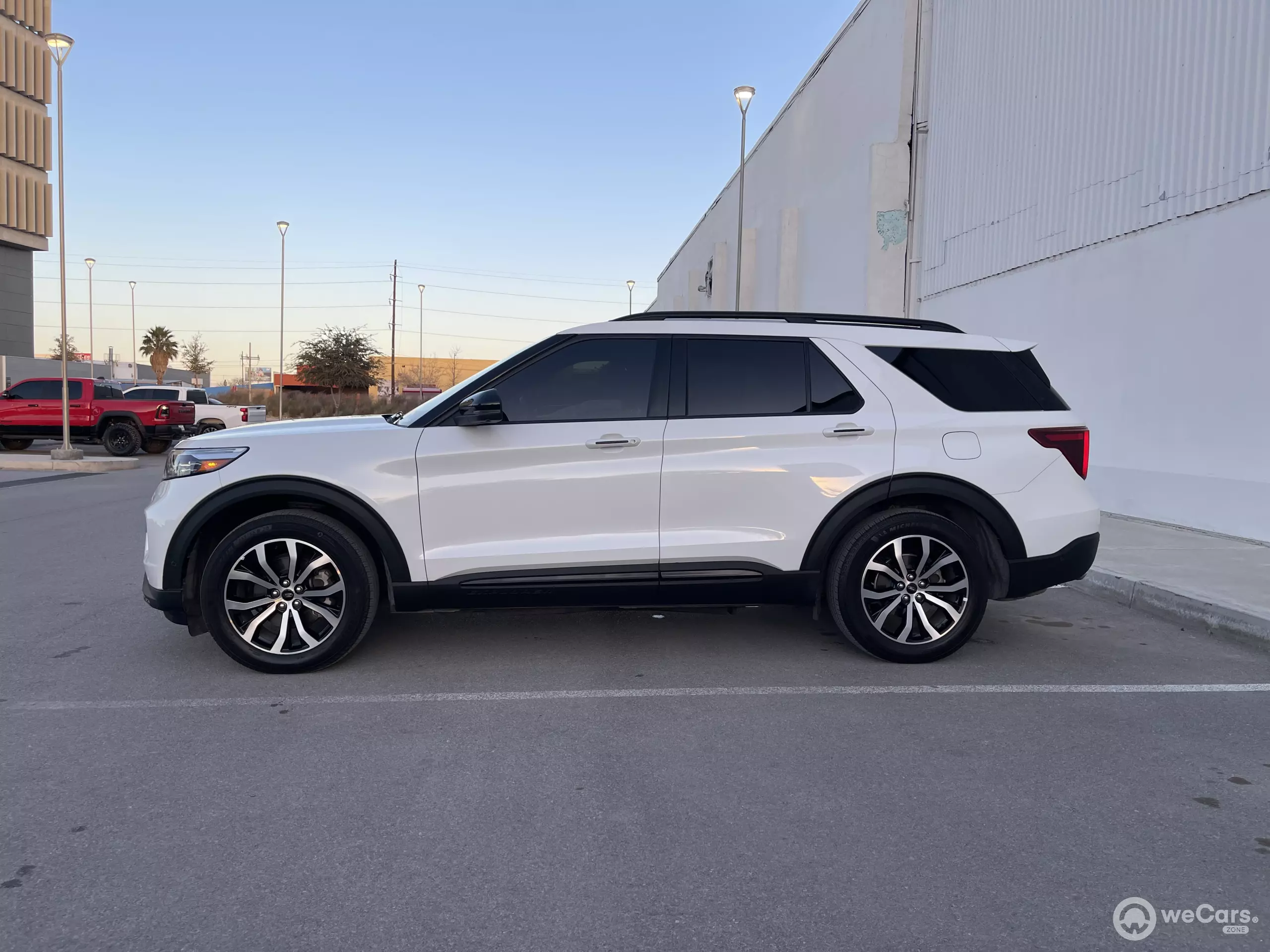 Ford Explorer VUD