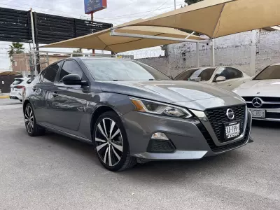 Nissan Altima 2019