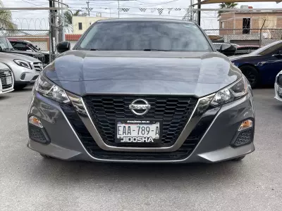 Nissan Altima 2019