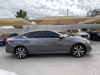 Nissan Altima 2019