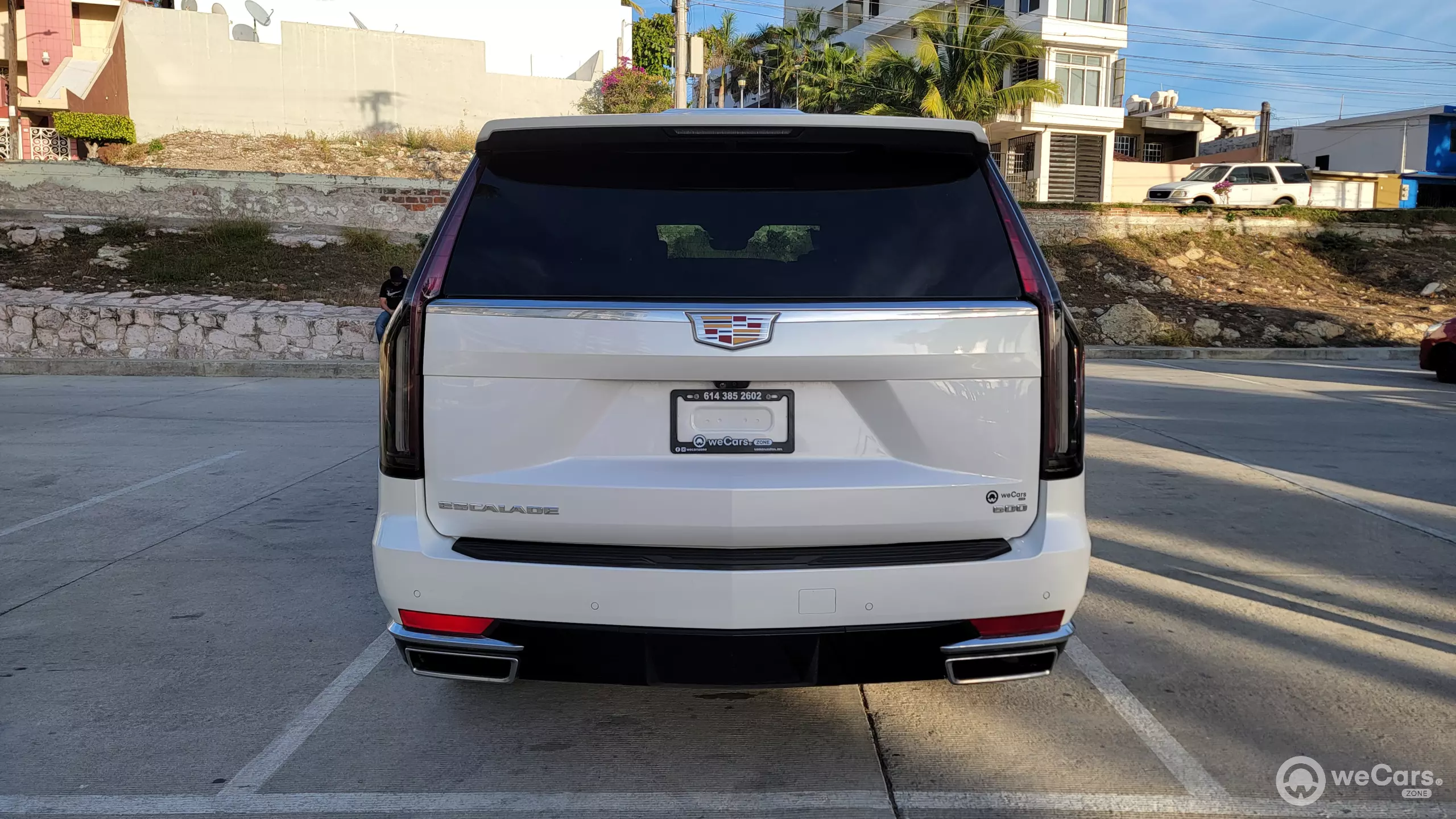 Cadillac Escalade VUD