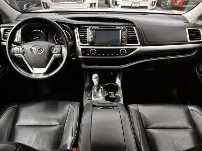 Toyota Highlander VUD 2019