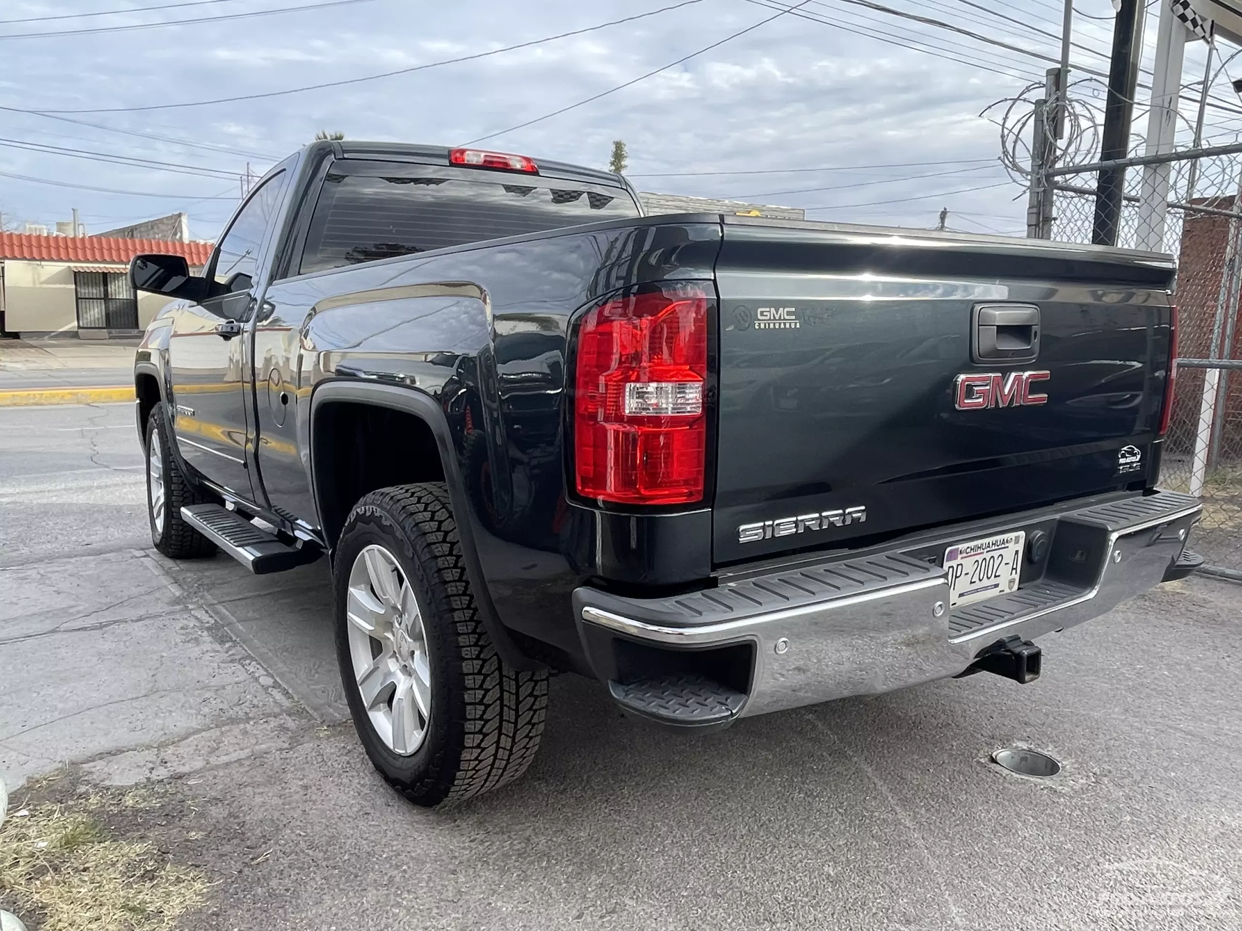 GMC Sierra Pick-Up 4x4