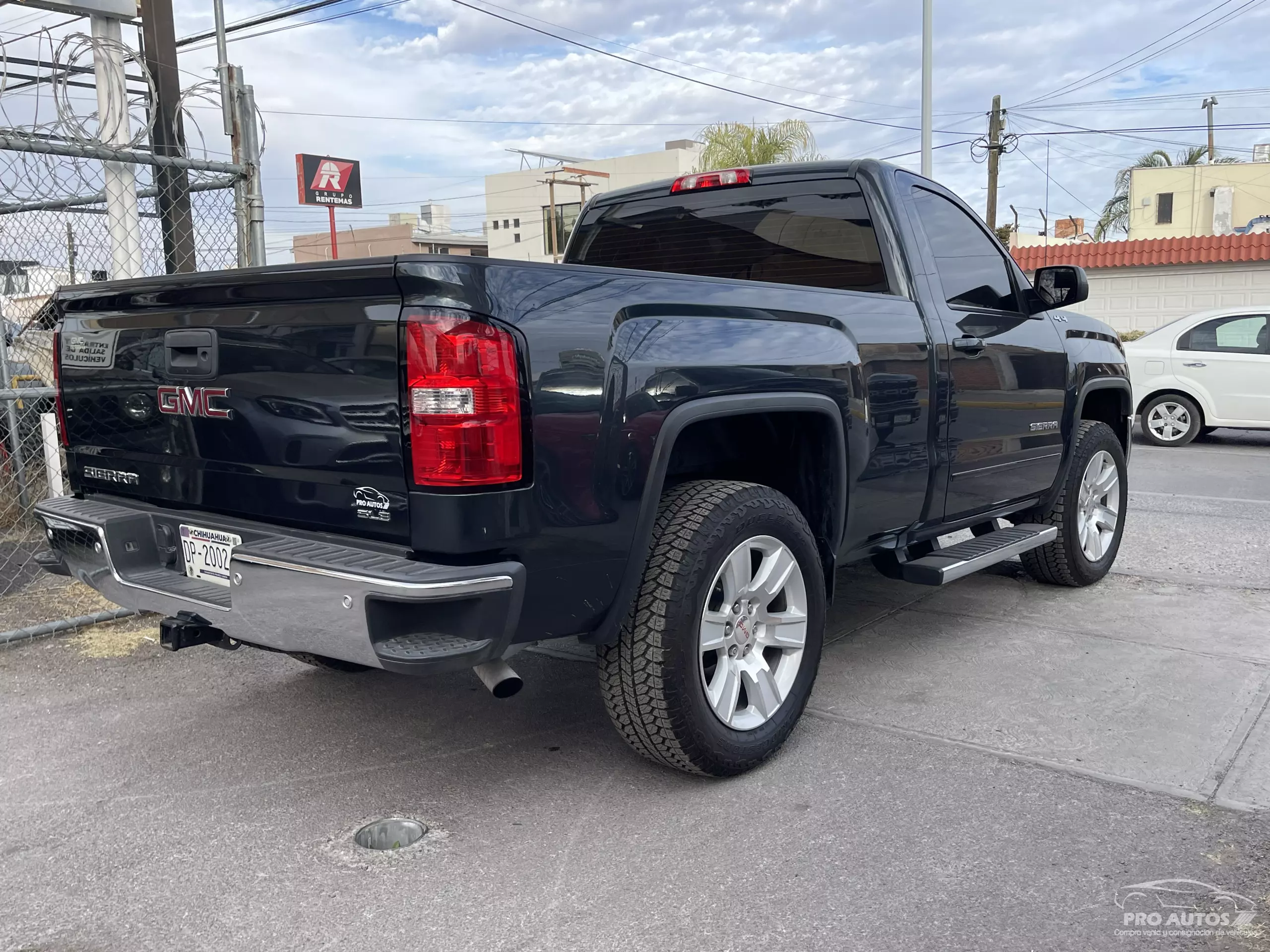 GMC Sierra Pick-Up 4x4