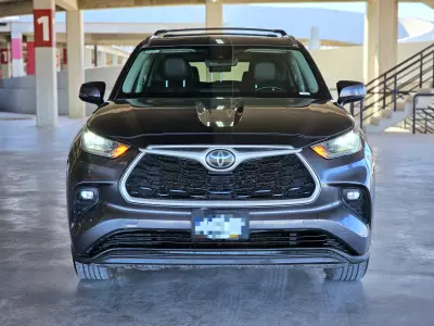 Toyota Highlander VUD 2021