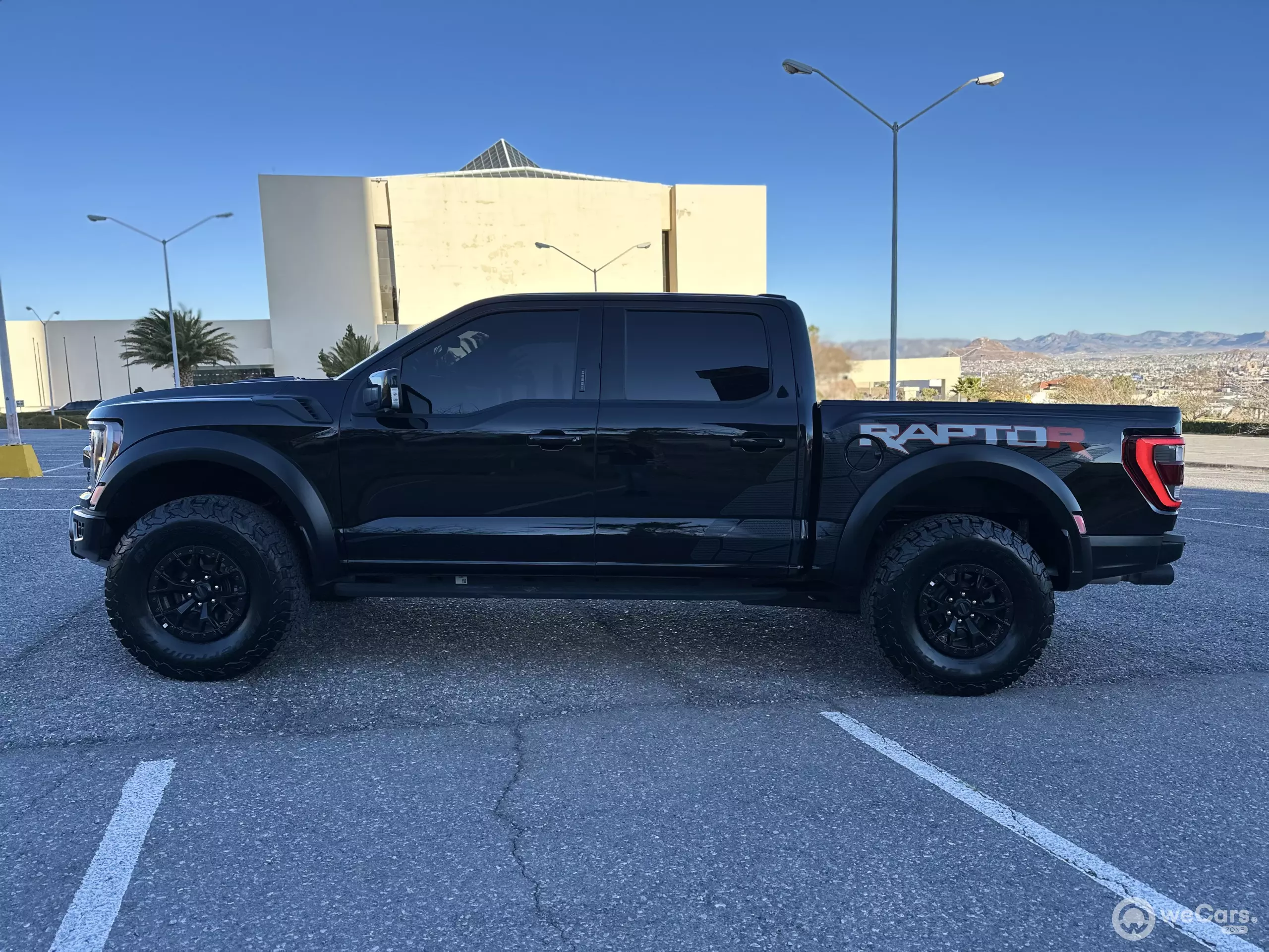 Ford Lobo Pick-Up