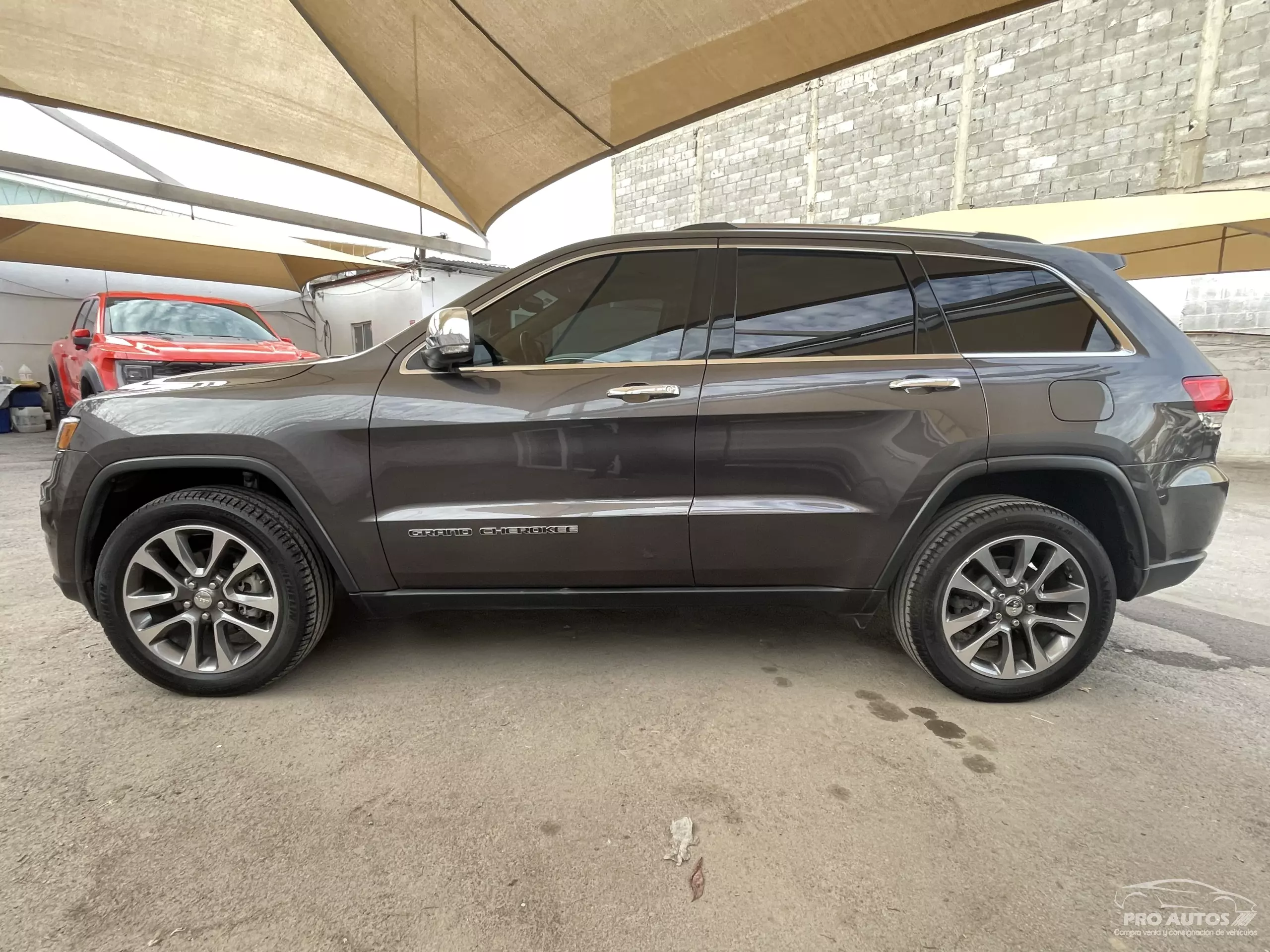 Jeep Grand Cherokee VUD