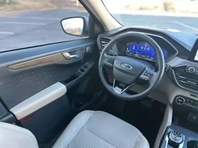 Ford Escape VUD 2020