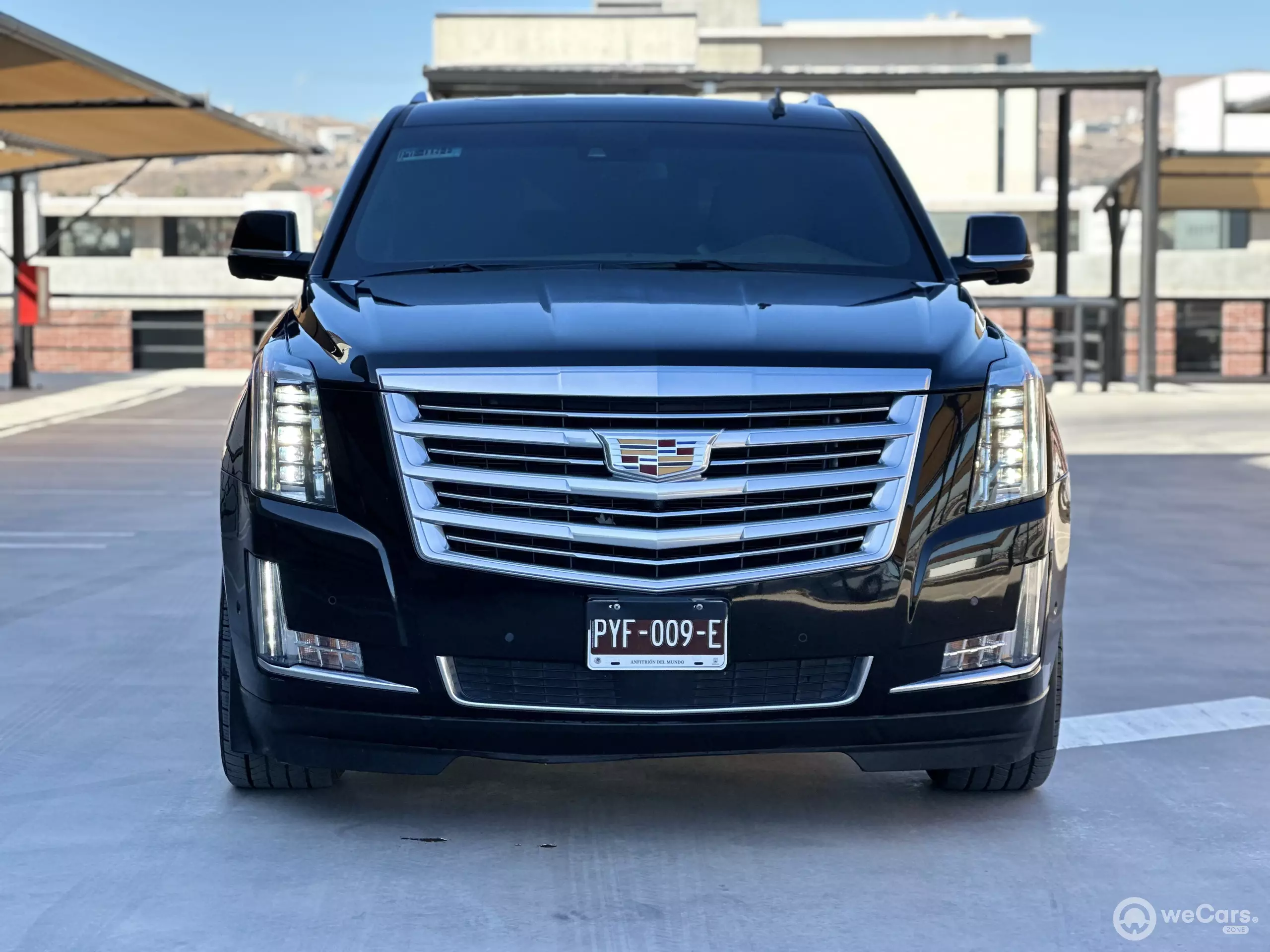 Cadillac Escalade VUD