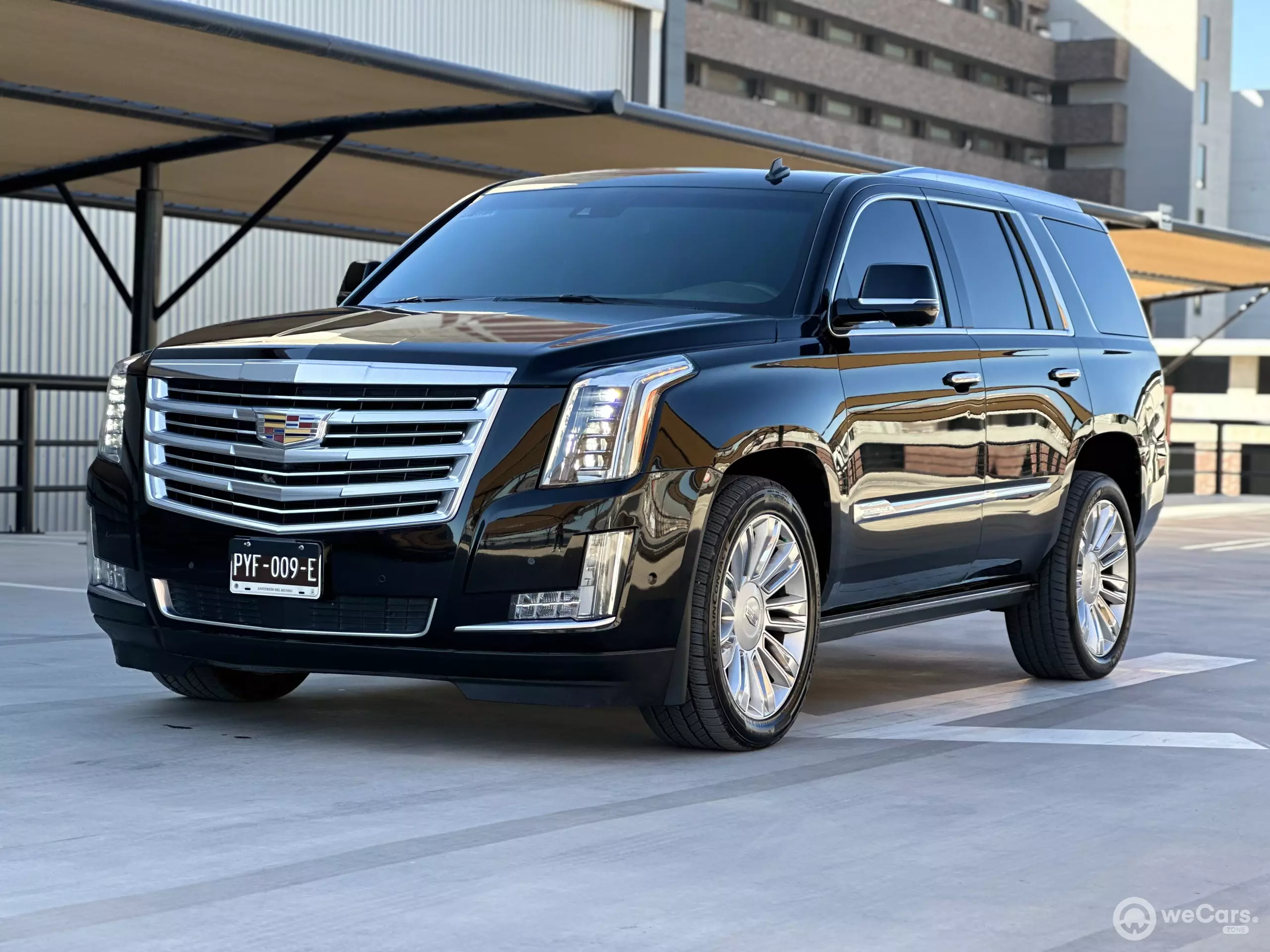 Cadillac Escalade VUD