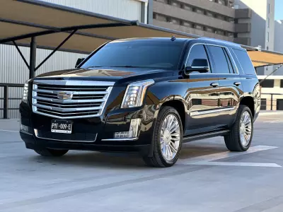 Cadillac Escalade VUD 2017