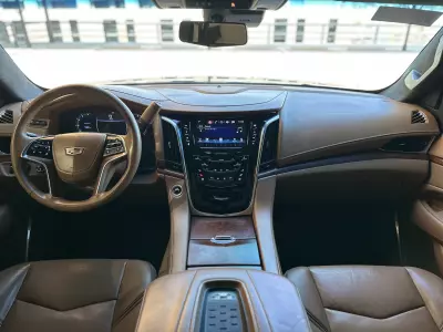 Cadillac Escalade VUD 2017