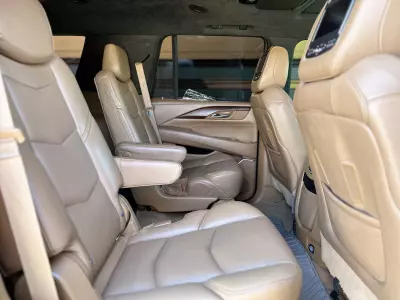 Cadillac Escalade VUD 2017