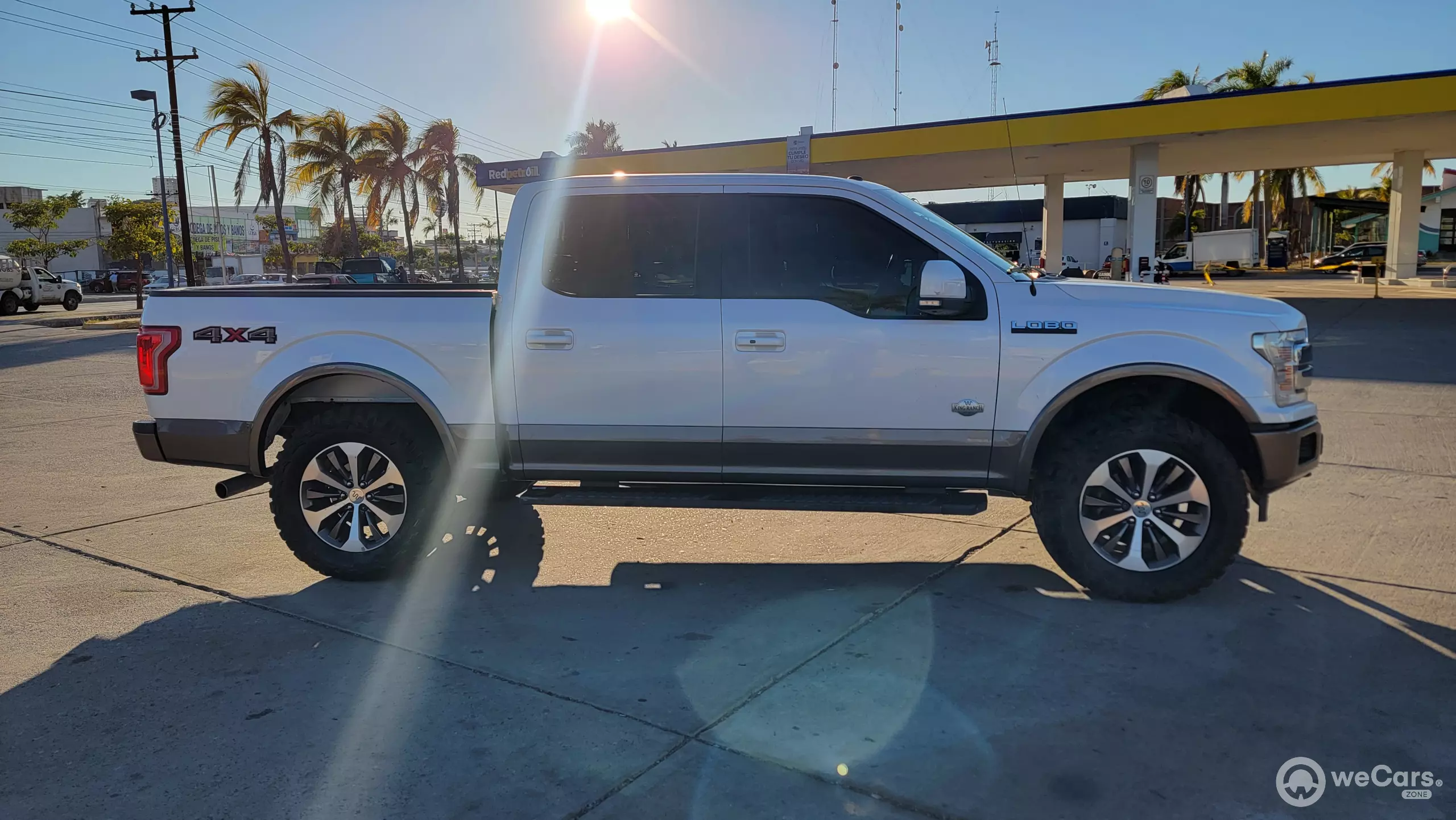 Ford Lobo Pick-Up