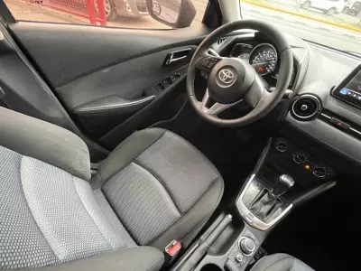 Toyota Yaris 2016