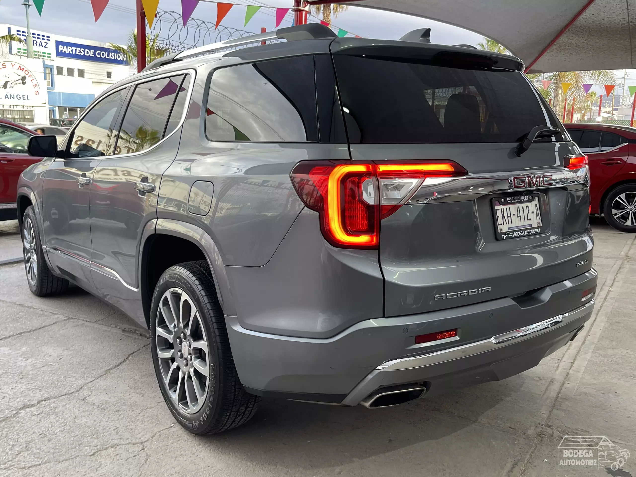 GMC Acadia VUD