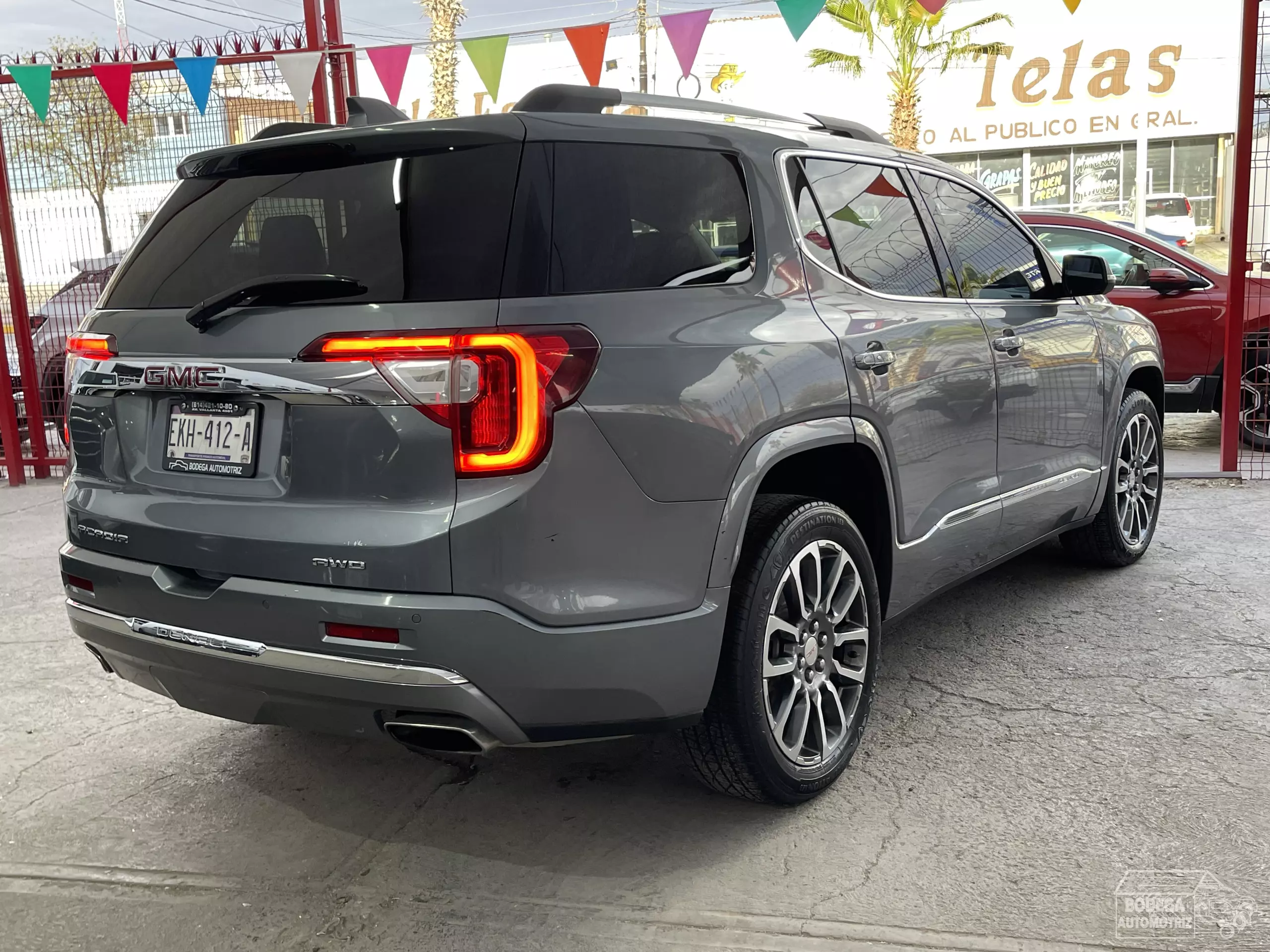 GMC Acadia VUD