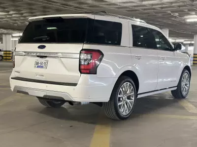 Ford Expedition VUD 2019