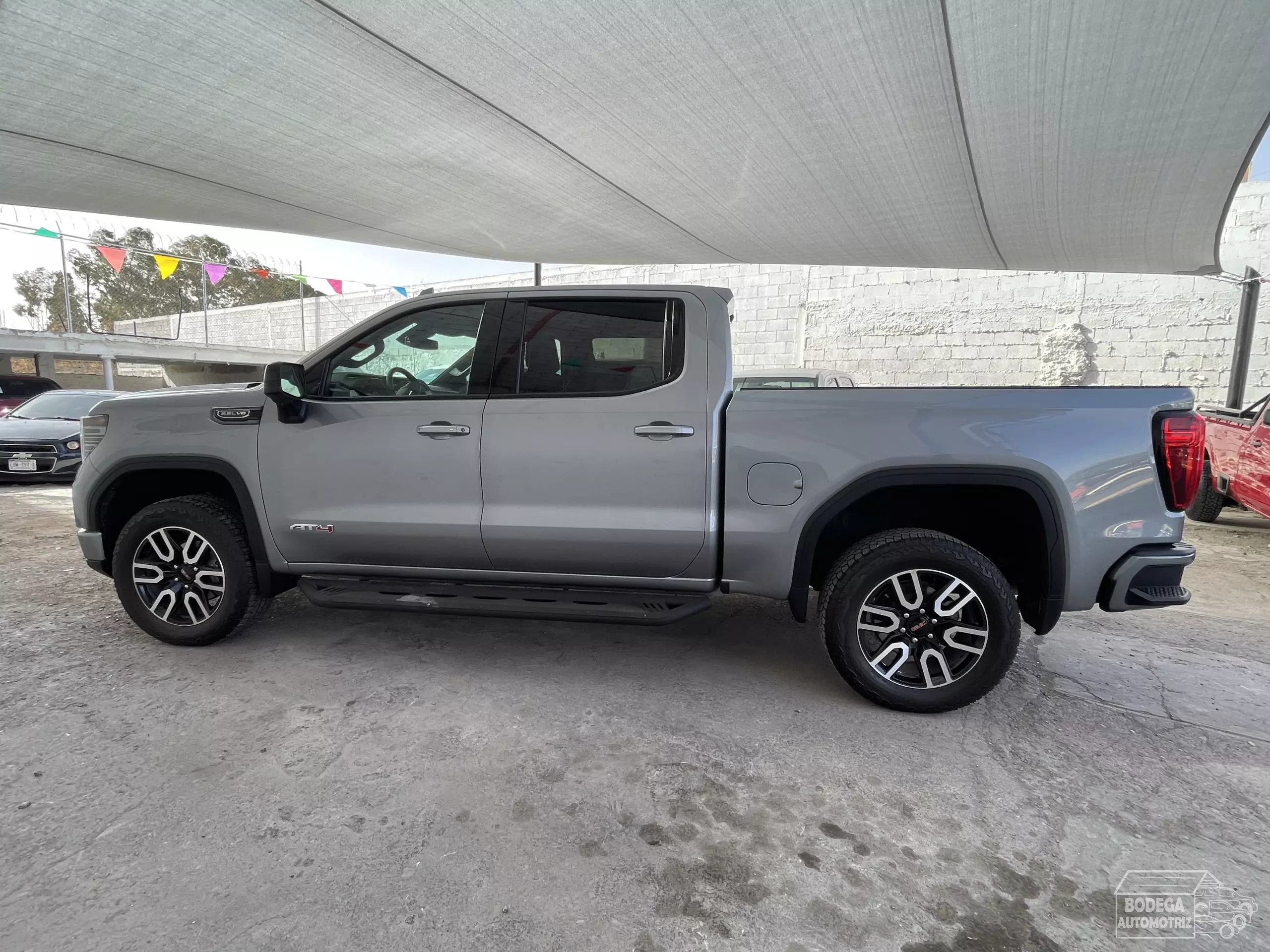 GMC Sierra Pick-Up 4x4