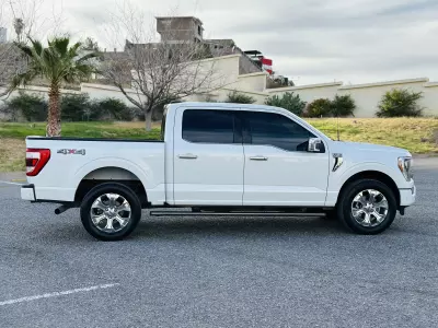 Ford Lobo Pick-Up 2022