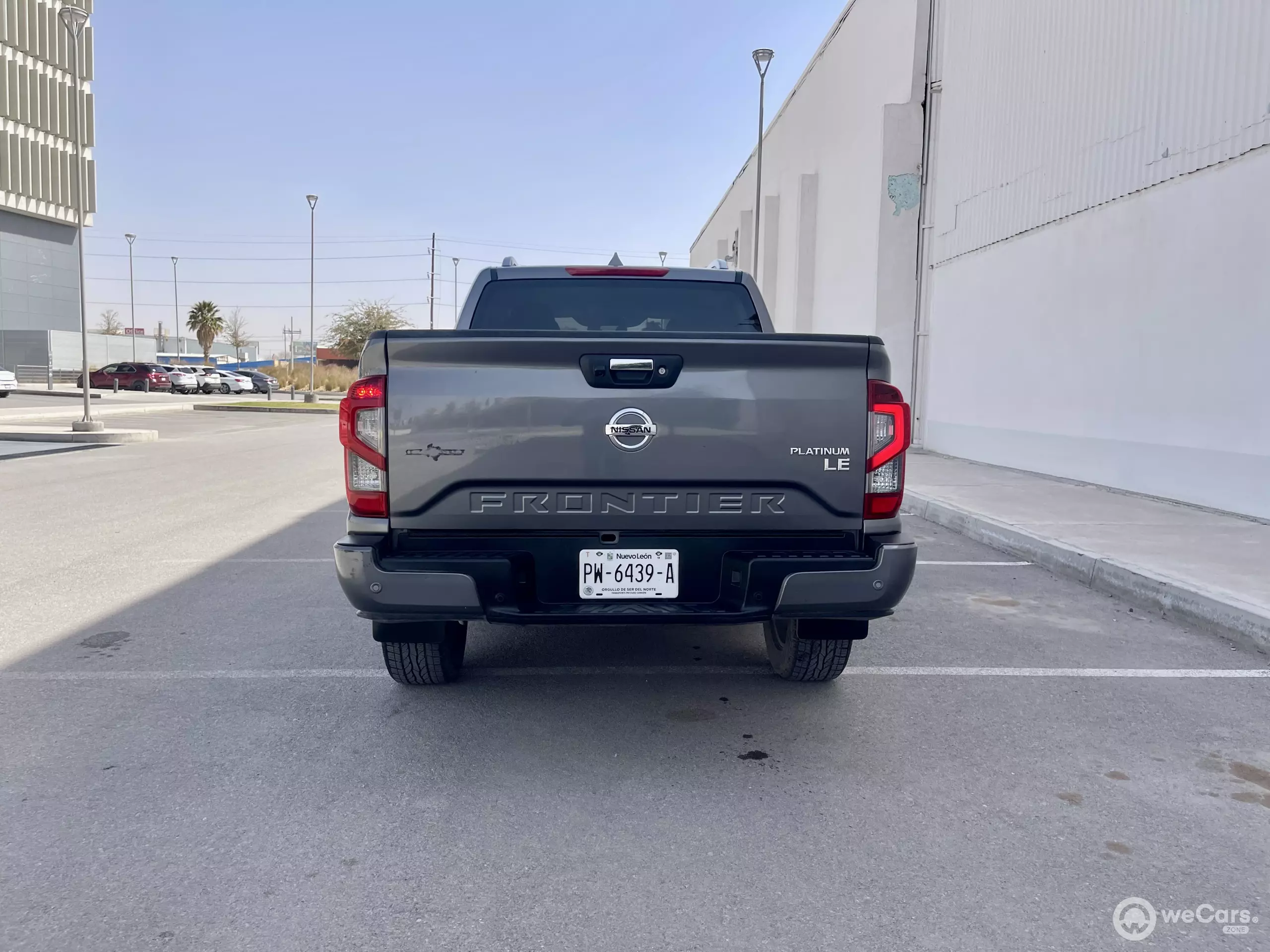 Nissan Frontier Pick-Up