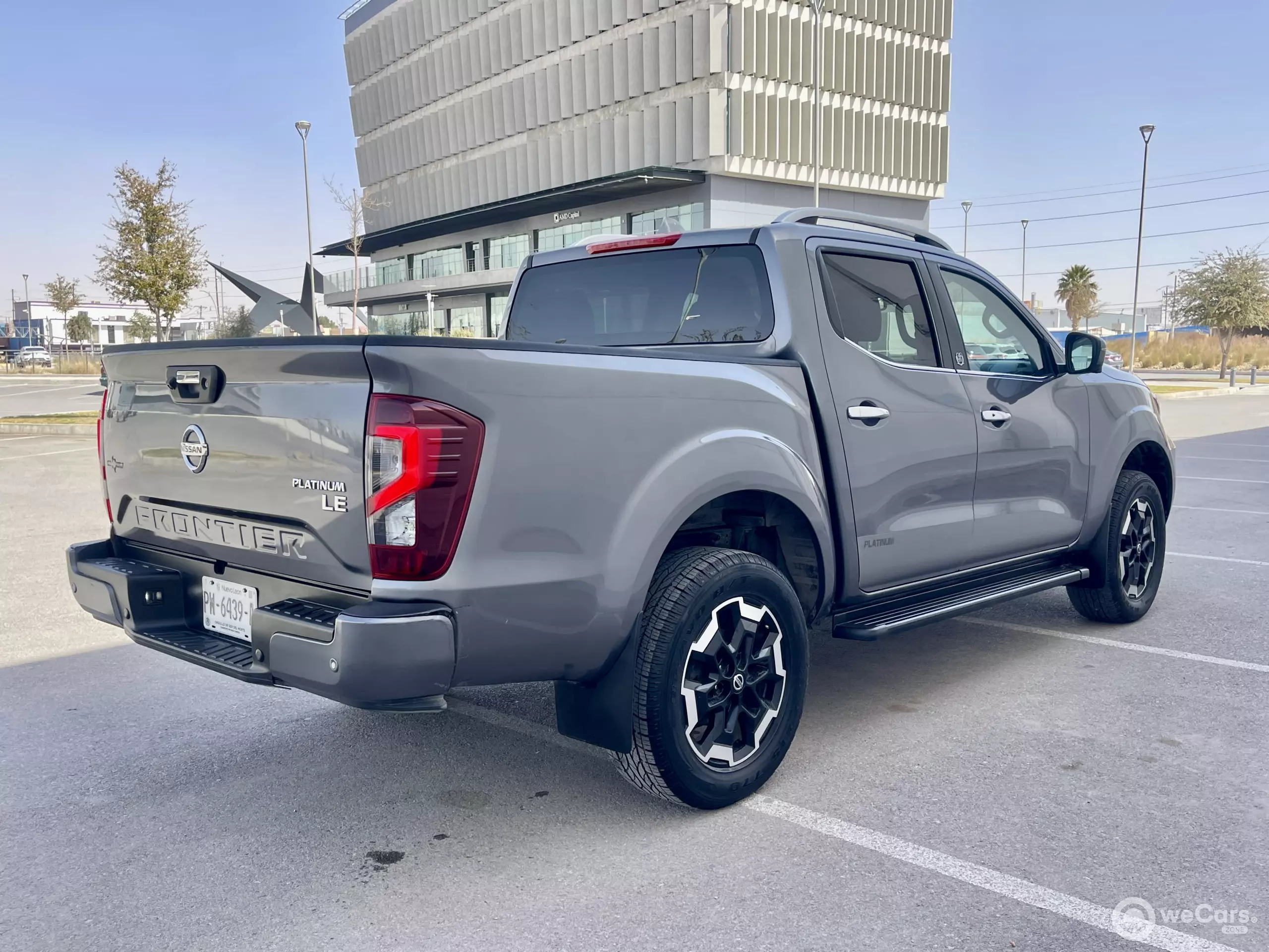 Nissan Frontier Pick-Up