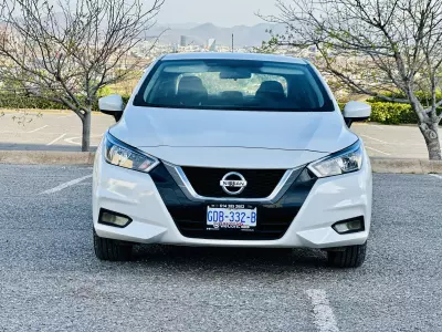 Nissan Versa 2022