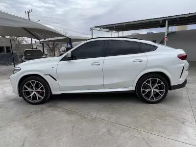 BMW X6 VUD 2023