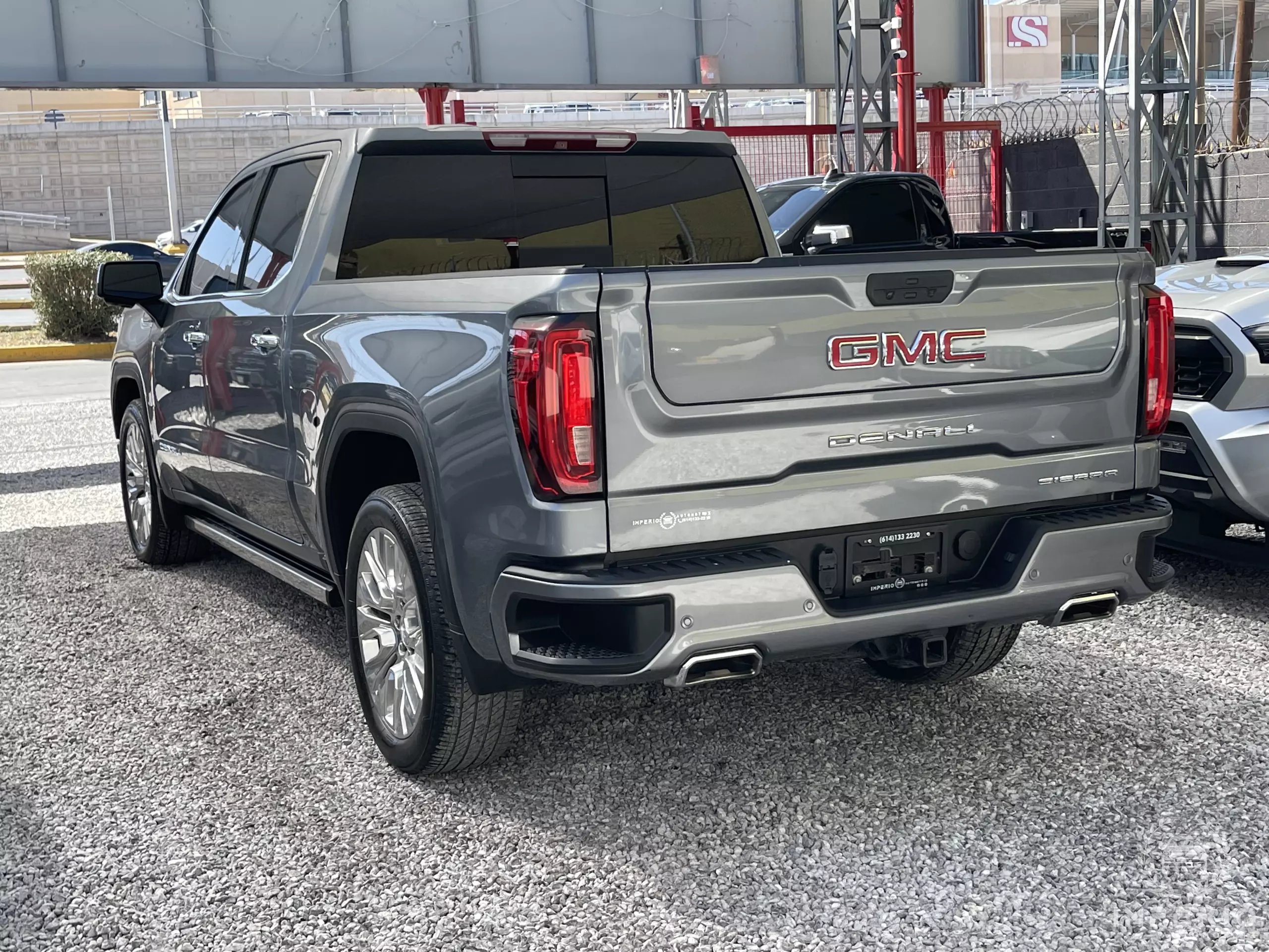 GMC Sierra Pick-Up 4x4