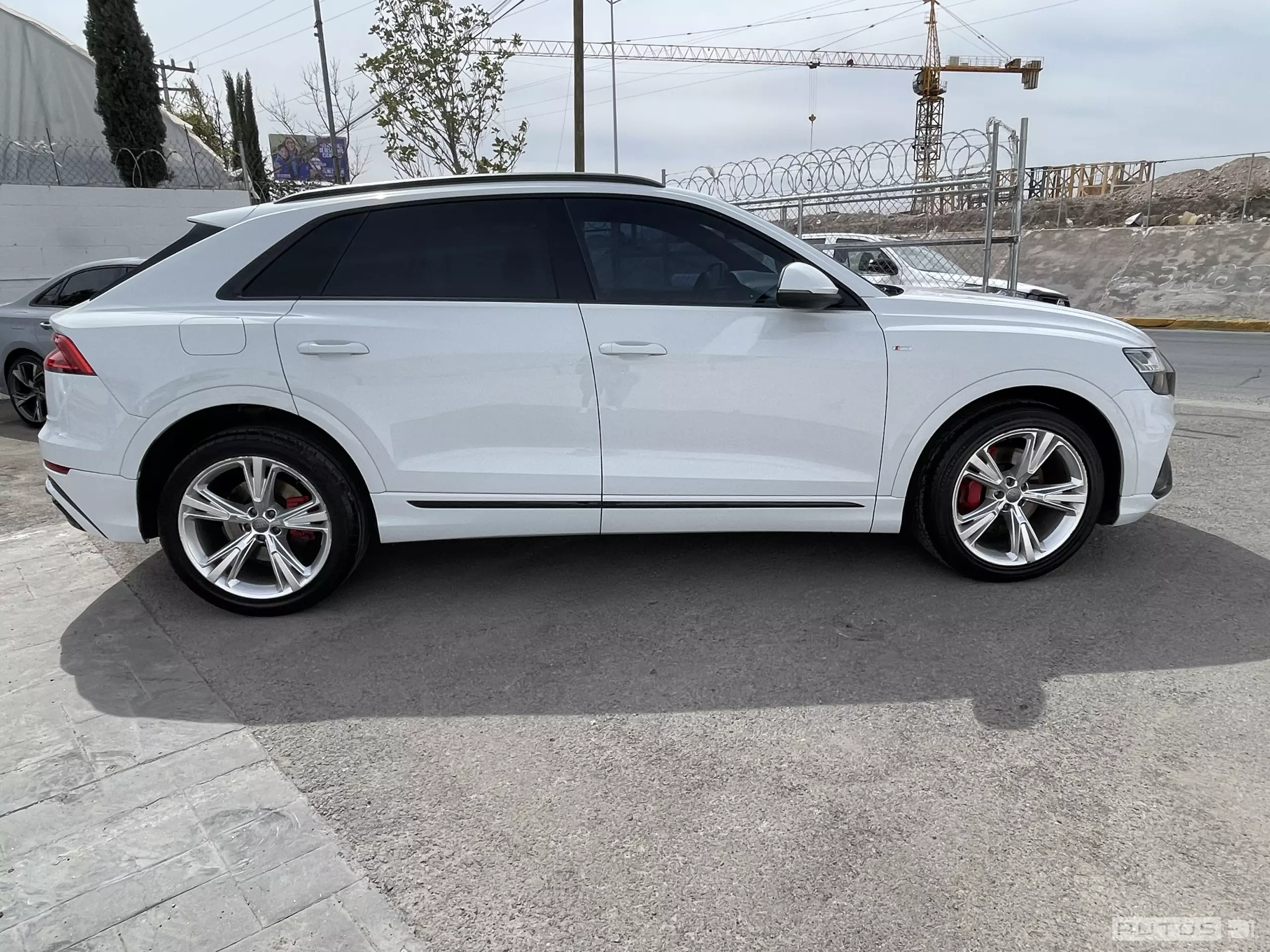 Audi Q8 VUD